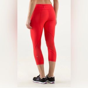 Lululemon Run Inspire Crop II